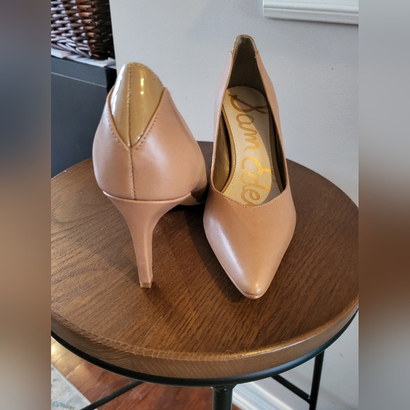 Sam Edelman Tan Pumps - ORELLA - Picture 3 of 5